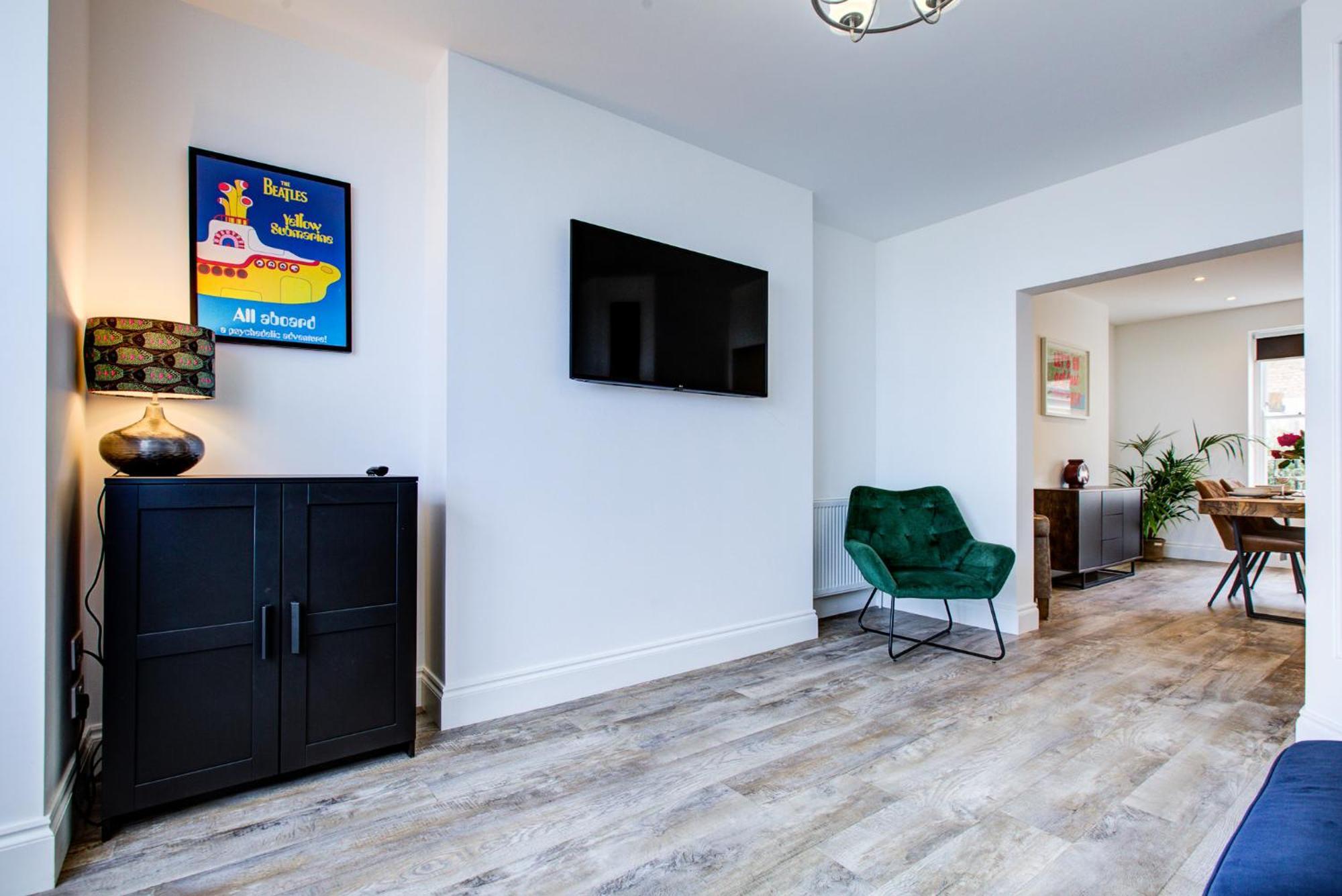 Apartment Luxury 2 Bed With Stunning Sea View Steps From Old Town And Dreamland Margate
